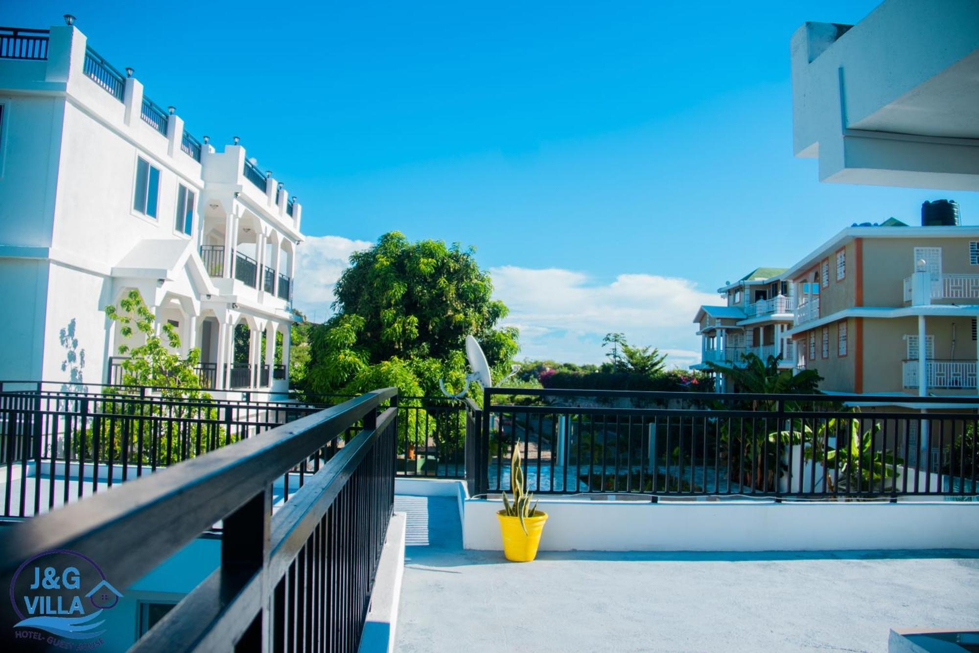 J&G Villa Hotel Cap-Haitien Ngoại thất bức ảnh