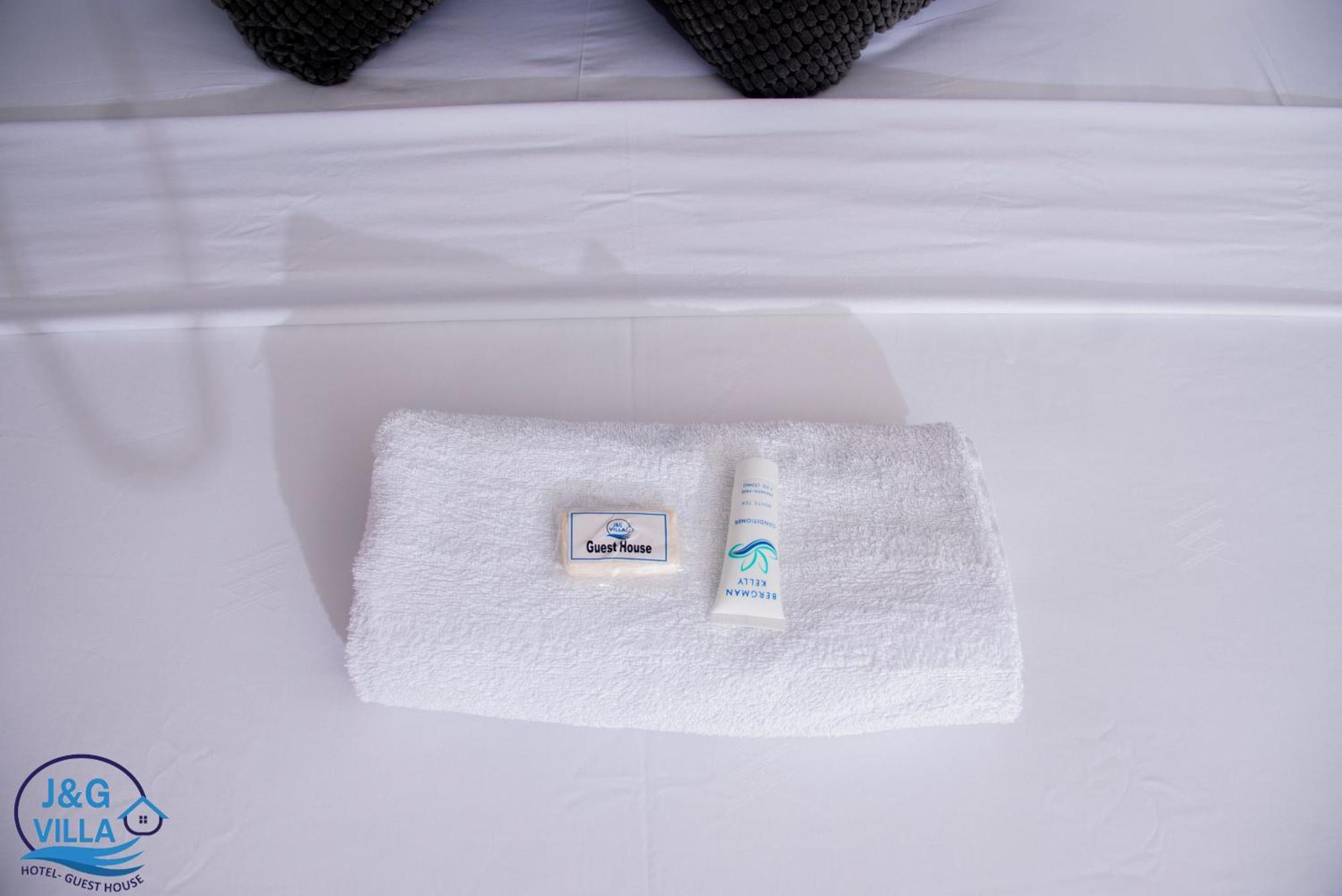 J&G Villa Hotel Cap-Haitien Ngoại thất bức ảnh
