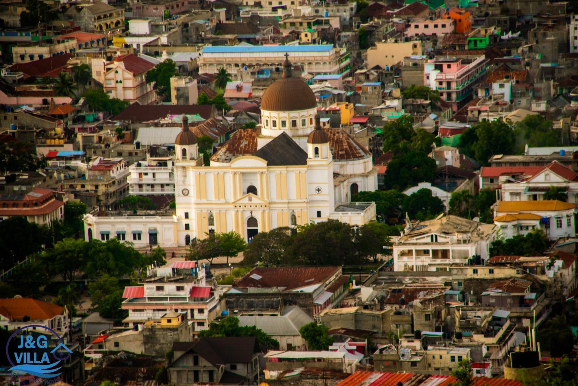 J&G Villa Hotel Cap-Haitien Ngoại thất bức ảnh